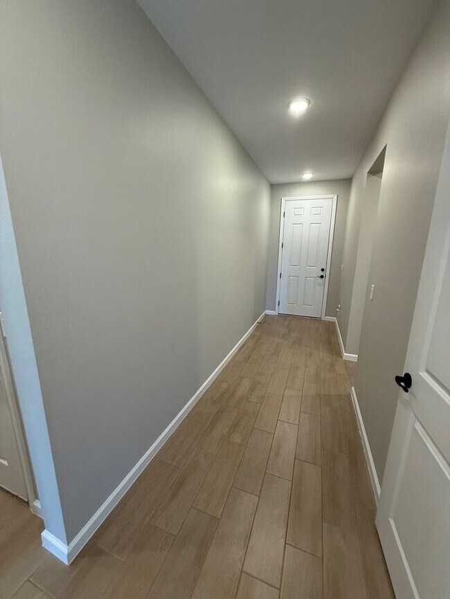 Foto del edificio - 4/3 Clermont Spacious Home-AVAILABLE 09/10/2026