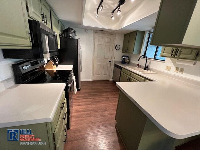 Building Photo - 2 Bed in Santa Clara