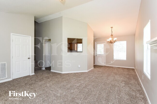 Foto del edificio - 21 Rubie Ln SW