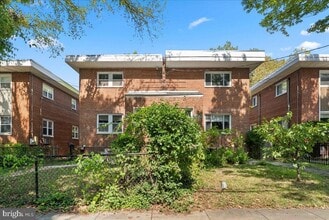 Building Photo - 4411 Harrison St NW