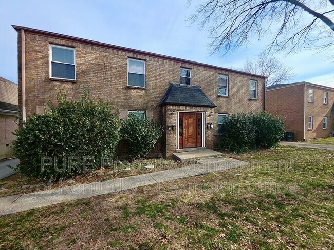 Building Photo - 304 Quachita Trail