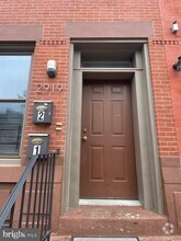 Building Photo - 2919 W Girard Ave