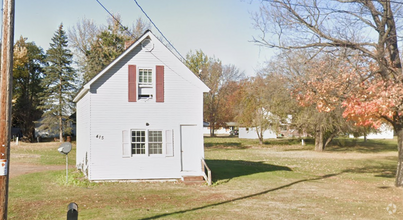 Building Photo - 415 Sabin Ave E