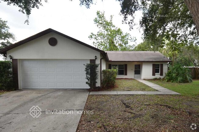 Building Photo - 5014 Oakshire Dr