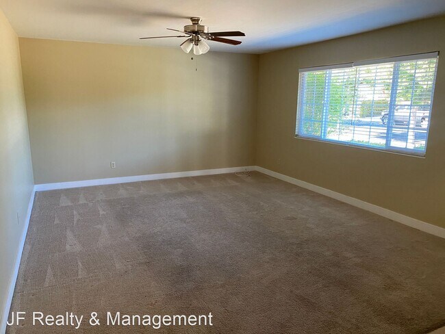 Foto del edificio - 4 br, 2 bath House - 292 Pippo Ave