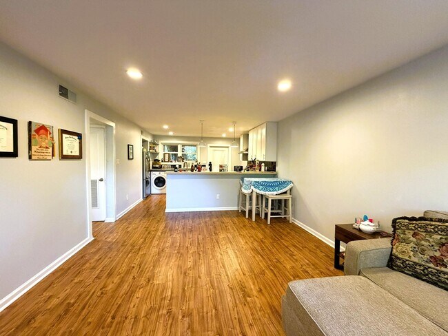 Foto del edificio - 1113 Washington Ct