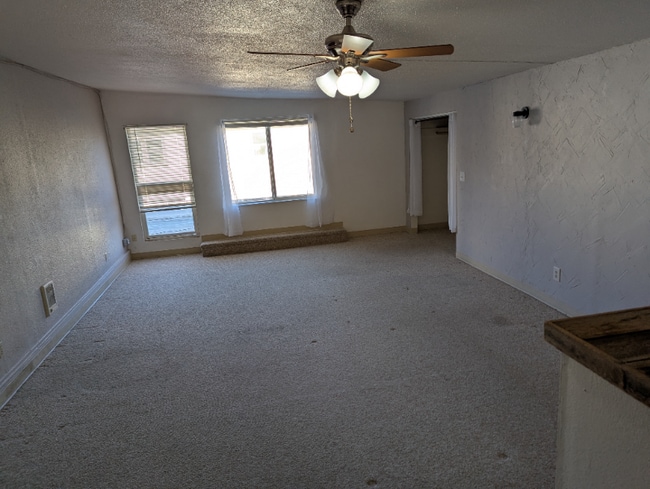 Photo - 1717 SE Clatsop St Apartment