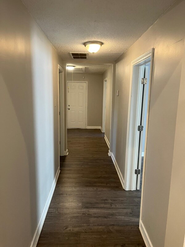 Foto del edificio - 3166 Pershing Ave