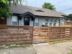 Primary Photo - 4213 Congress Ave