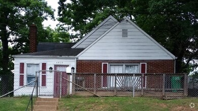 Building Photo - 6838 Barton Rd