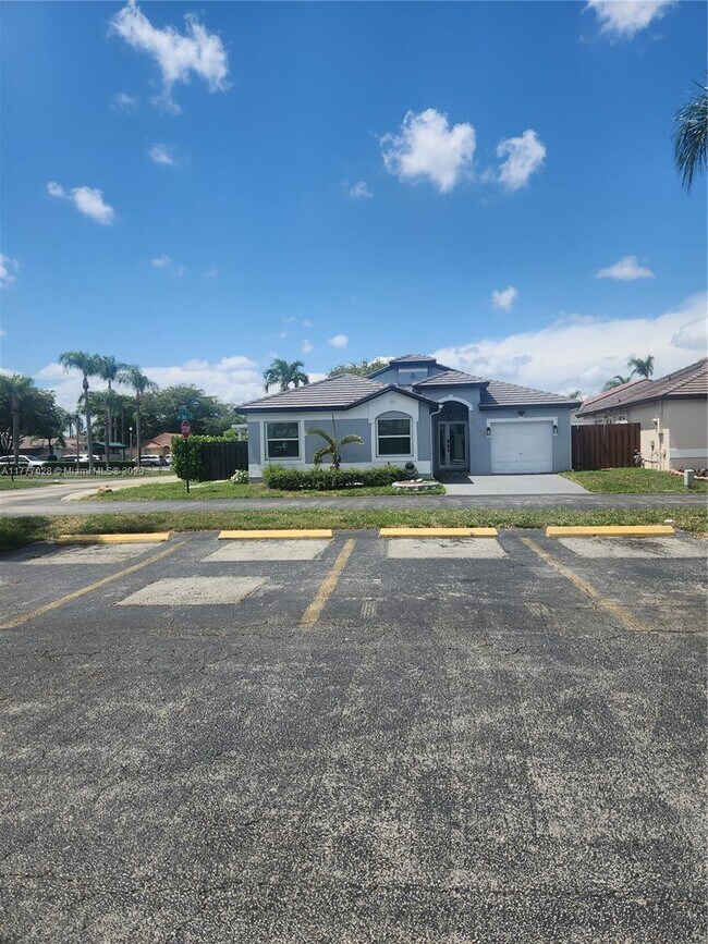 Foto del edificio - 15717 SW 80th Ln