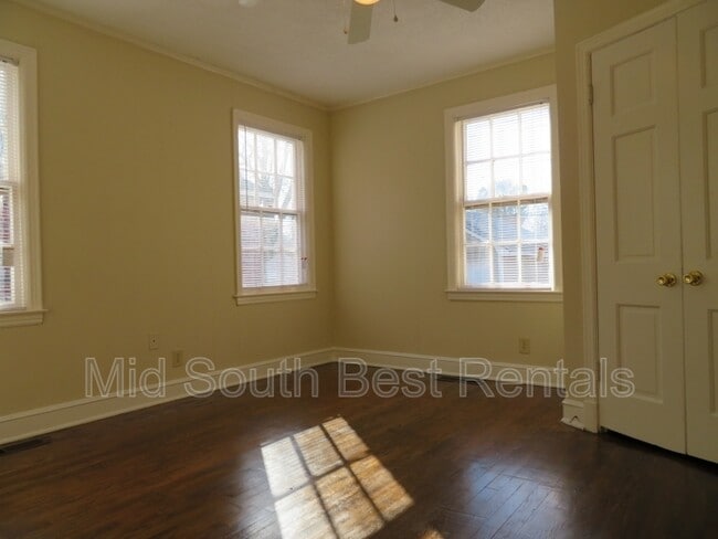 Building Photo - 1075 N Belvedere Blvd