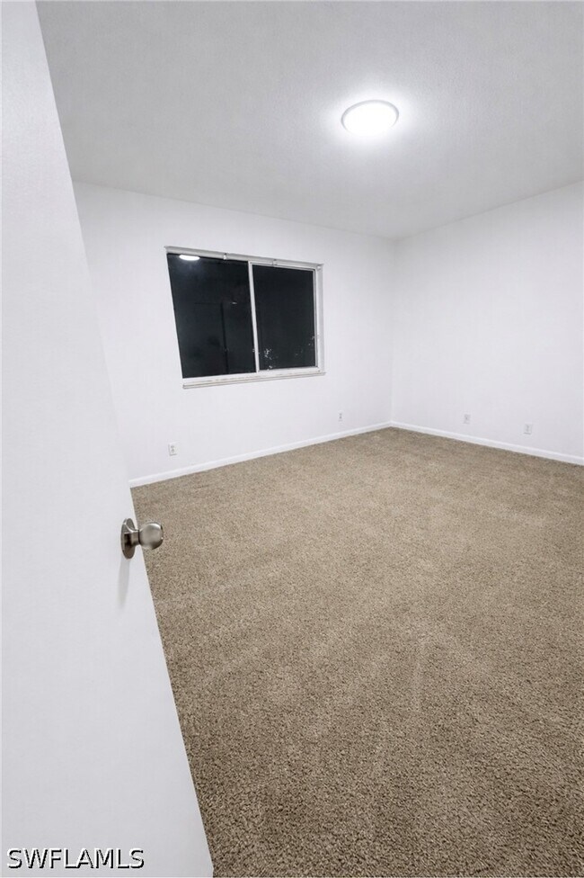 Foto del edificio - 5424 16th Pl SW