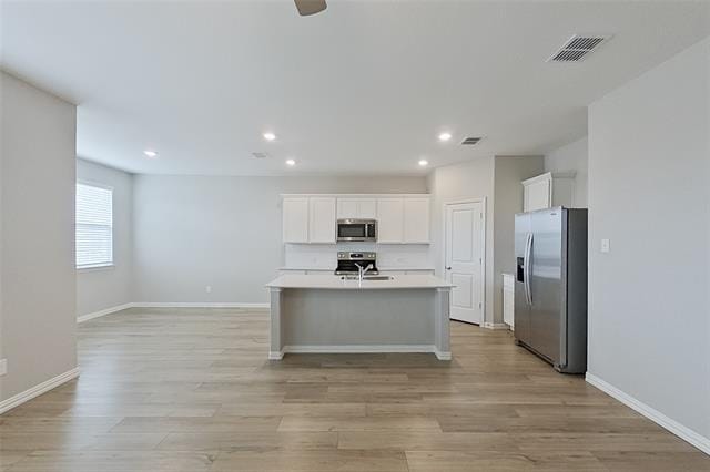 Building Photo - 260 Jenkinson Dr