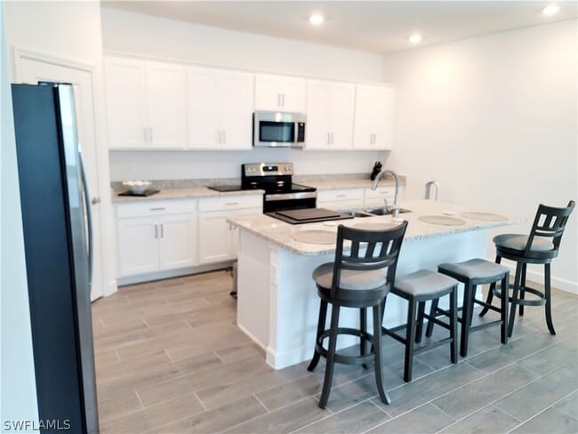 Building Photo - 3172 Weston Manor Dr