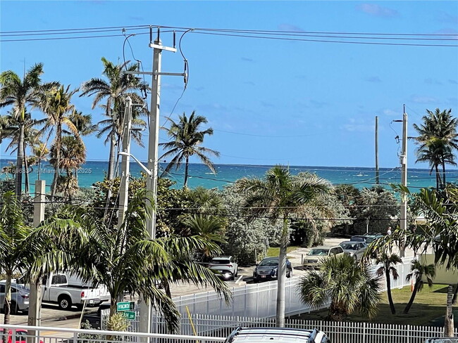 Foto del edificio - 1600 S Ocean Dr