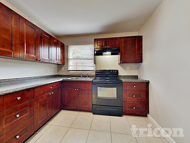 Building Photo - 6595 64th Way N