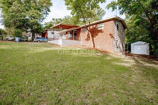 Building Photo - 1337 Sturkie Ave