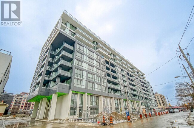 Photo du bâtiment - 6 Greenbriar Rd