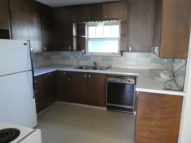 Foto del edificio - 2150 N Saratoga St