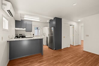 Building Photo - 1114 Reddy Ave
