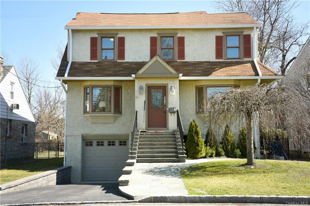 Primary Photo - 203 Frank Ave