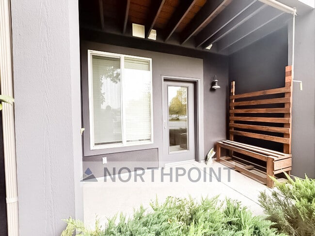 Foto del edificio - Summerlane Townhome - 2 Bed 1 Bath - HOA P...