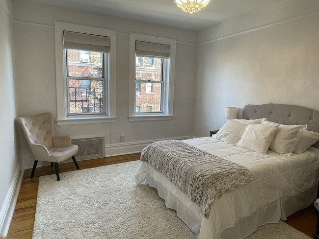 Bedroom - 875 Boulevard E