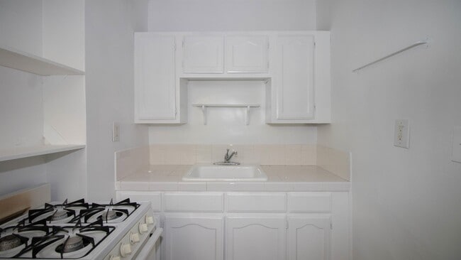 Foto del edificio - 40 Belmont Ave