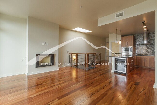 Foto del edificio - Updated Downtown Denver Penthouse Condo wi...