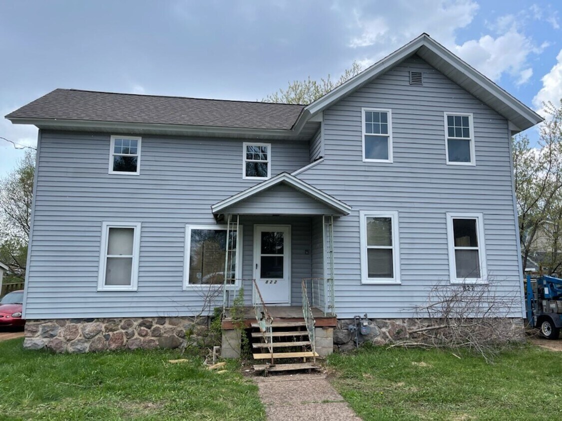 Primary Photo - 822 Arctic St