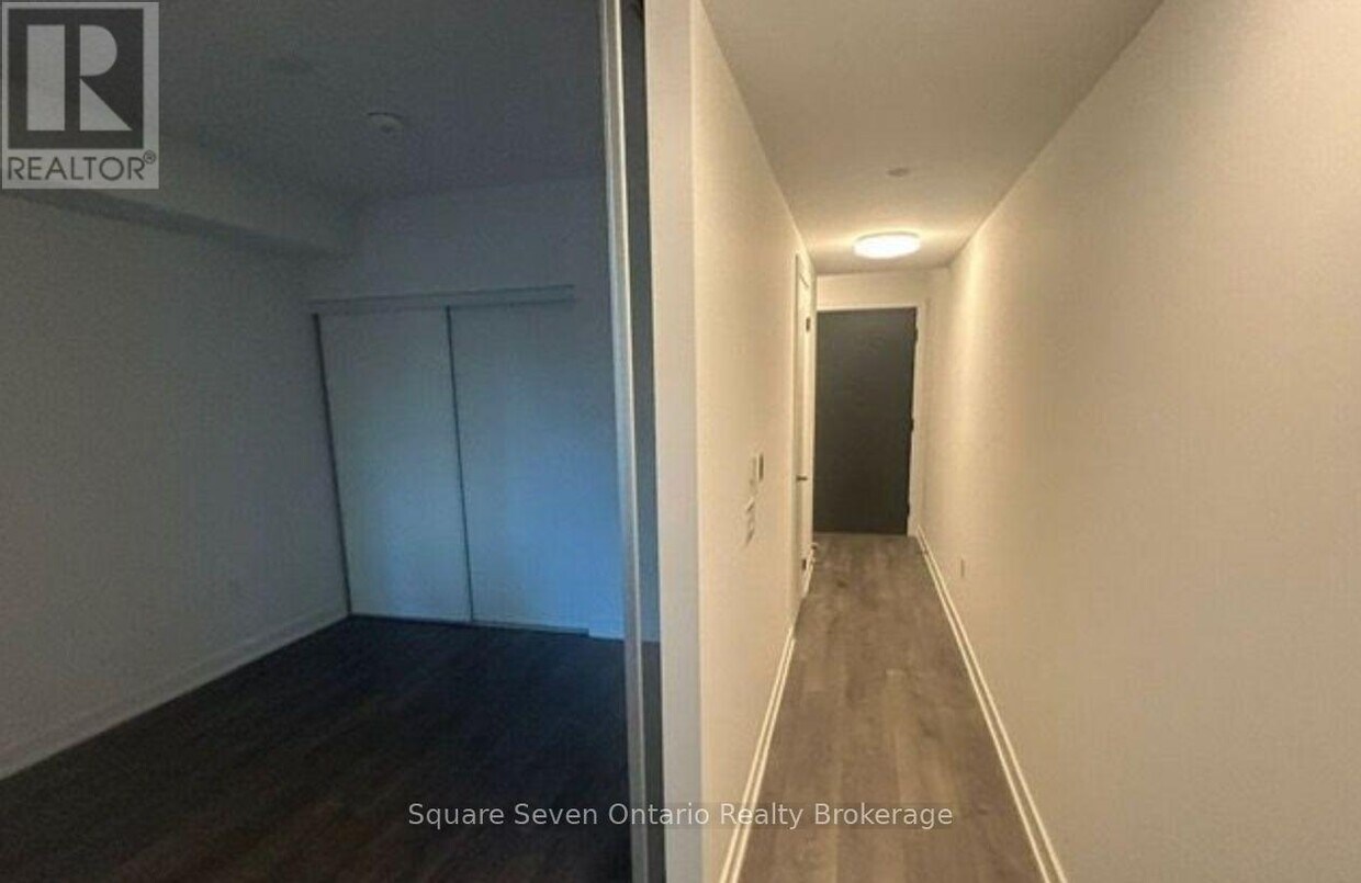 Photo du bâtiment - 127 Broadway Ave