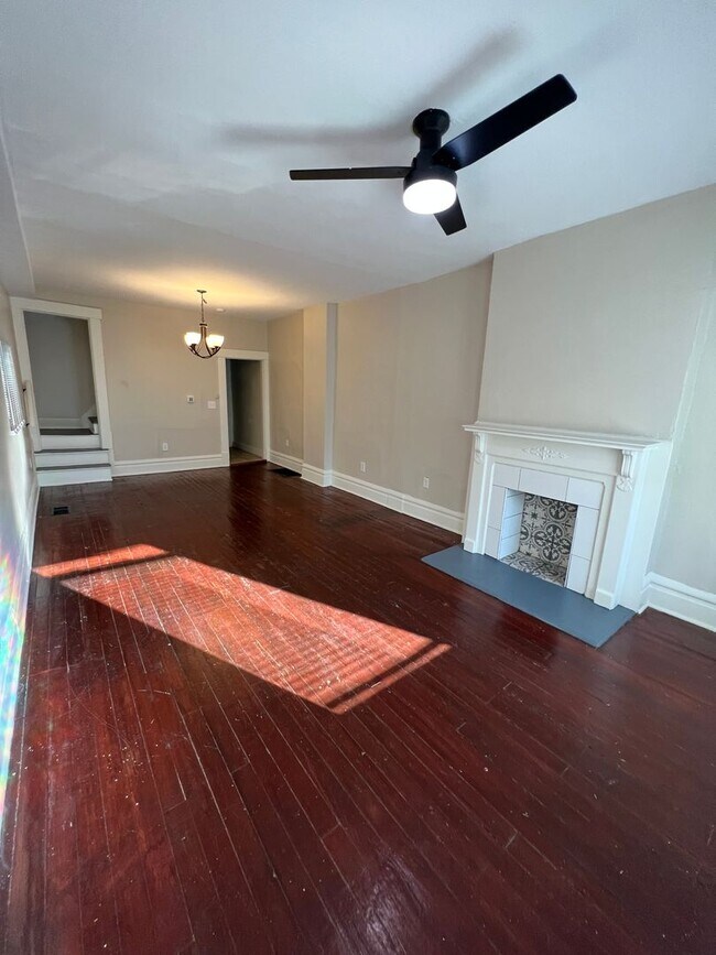 Foto del edificio - 906-908 Ellsworth Ave