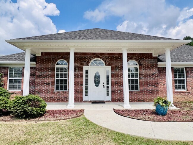 Building Photo - 107 Cherita Ln