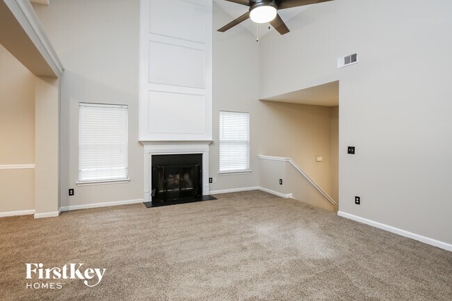 Foto del edificio - 9435 Waldrip Rd