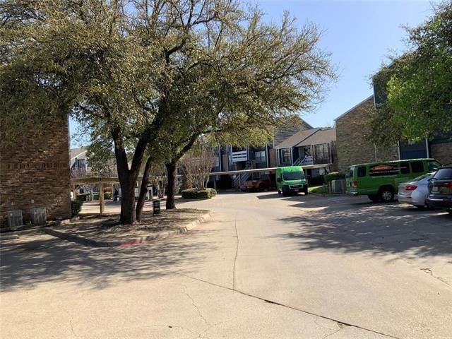 Foto del edificio - 5840 Spring Valley Rd