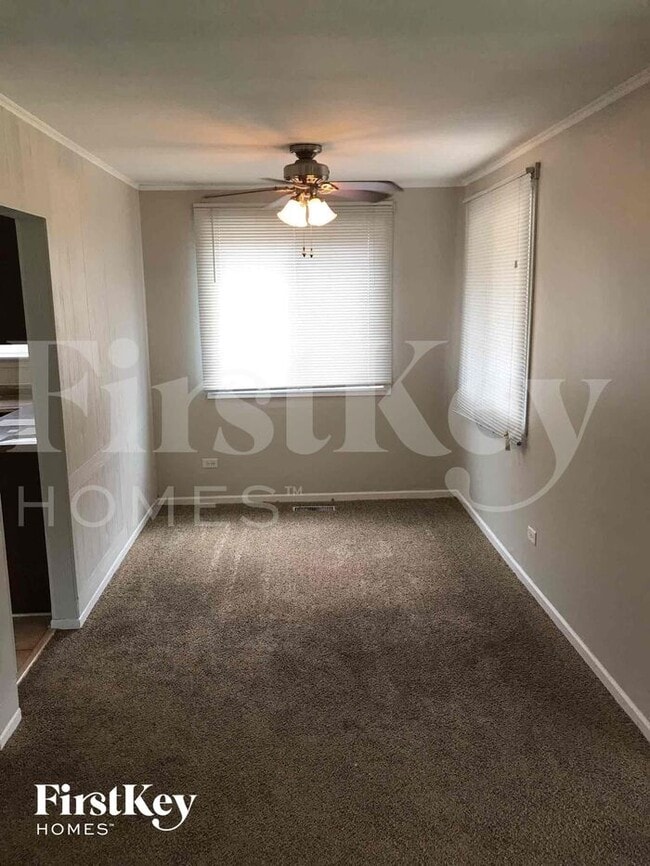 Building Photo - 14525 Dobson Ave