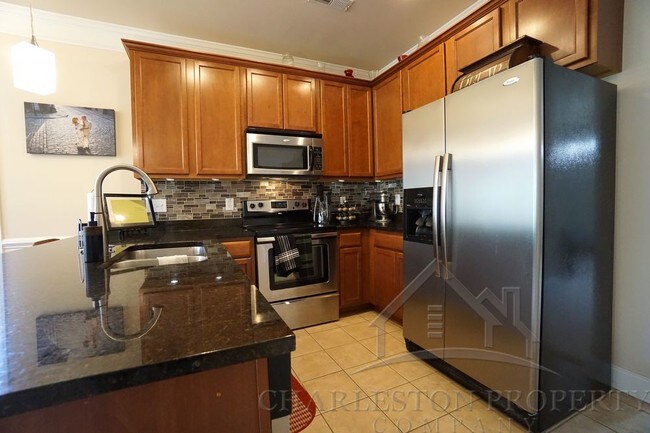 Building Photo - 3BR/2.5BA West Ashley Townhome