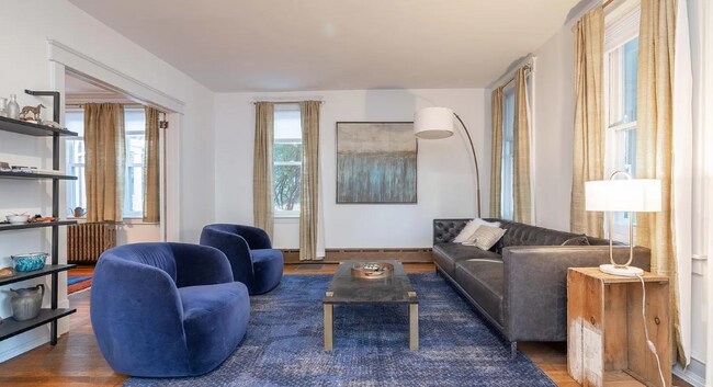 Foto del edificio - 522 W 20th St