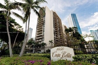 Building Photo - 1450 Brickell Bay Dr
