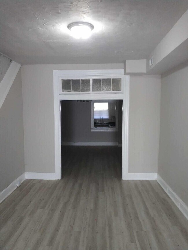 Foto del edificio - 1522 N Patterson Park Ave