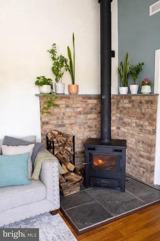 Foto del edificio - 1919 Creek Rd