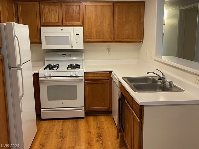 Building Photo - 5223 Caspian Springs Dr
