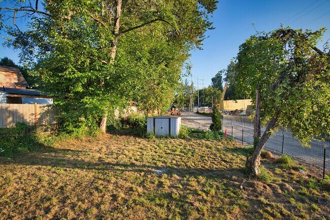 Building Photo - 11905 Renton Ave S