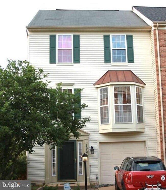 Building Photo - 46670 Cavendish Square