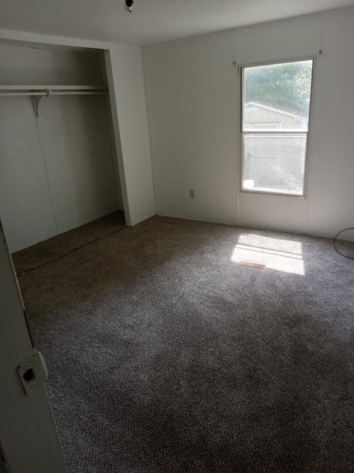 21 Electric St Seville, OH 44273 – photo 5