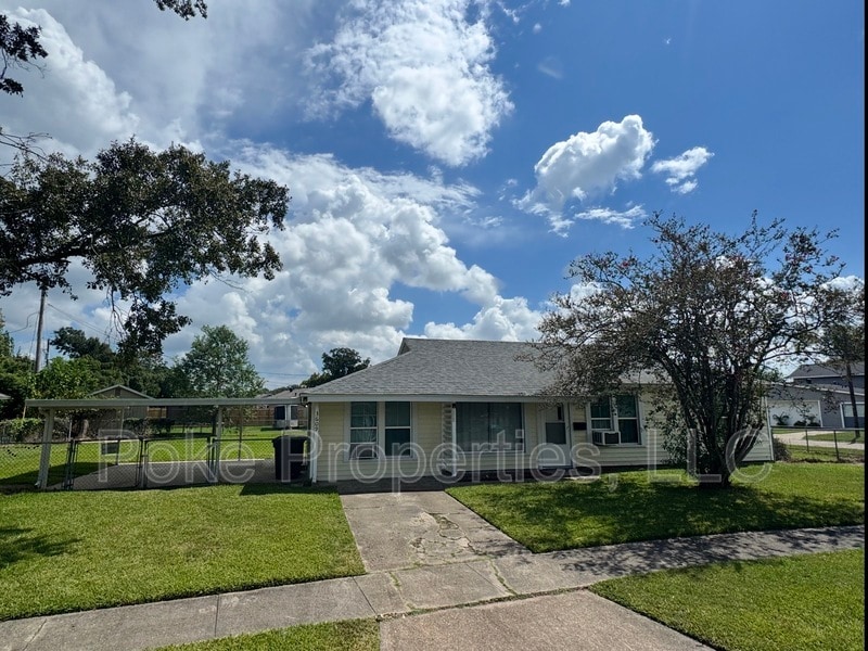 Foto principal - 3609 1st Ave