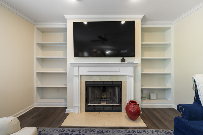 Foto del edificio - 5321 Craigs Creek Dr