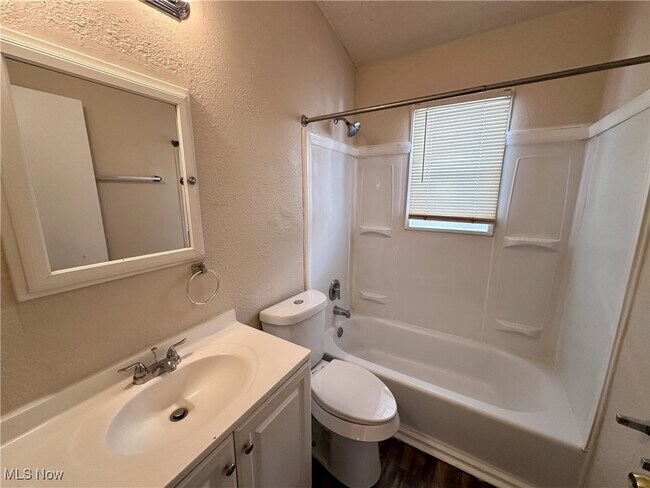 Foto del edificio - 281 Grove St