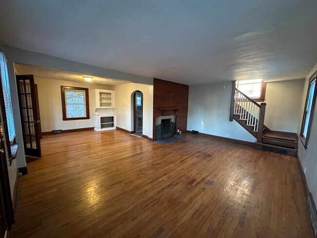 Foto del edificio - 2509 Erskine Blvd